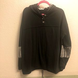 Maurice’s 3XL Black and White Hooded Sweatshirt